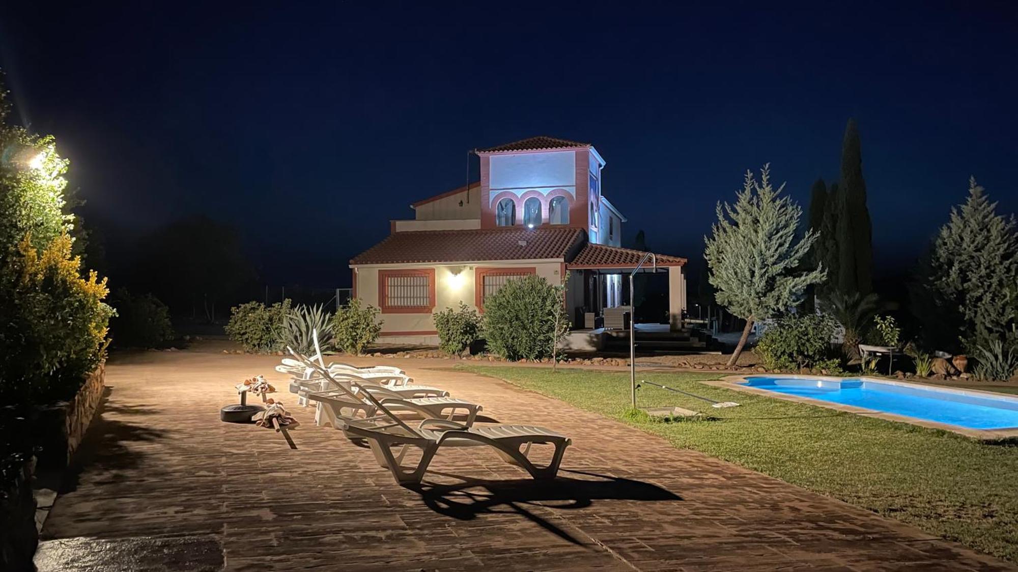El Mirador Del Abuelo Guest House Cabeza del Buey ภายนอก รูปภาพ